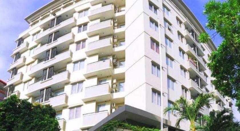 Hotel Golden Sky Pluit Jakarta Extérieur photo