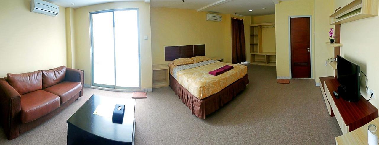 Hotel Golden Sky Pluit Jakarta Extérieur photo