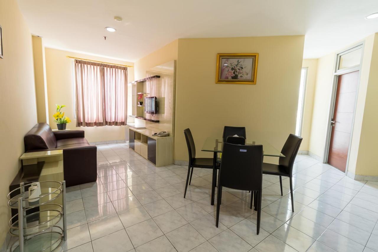 Hotel Golden Sky Pluit Jakarta Extérieur photo