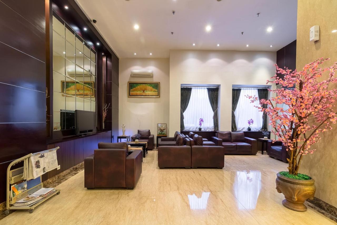 Hotel Golden Sky Pluit Jakarta Extérieur photo
